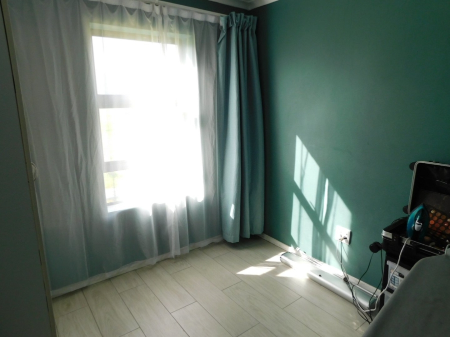 2 Bedroom Property for Sale in Fairview Golf Estate Western Cape